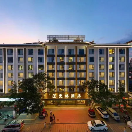 ManGe Hotel Отели в г. Чусион
