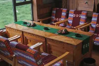 Sanhu Homestay (Shangri-La Town Daocheng Yading Scenic Area) - 3 Yıldız
