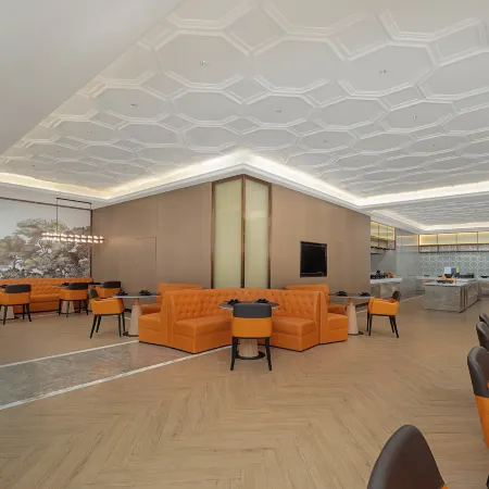 Vienna International Hotel (5.0 Yongchun Taoyuan Branch)
