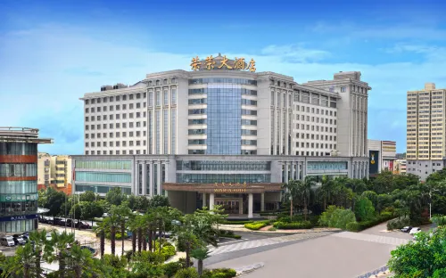 Win Win Hotel - سبا