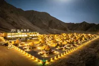 Meet Torgrencia tent camp Hotels in Tashkurgan