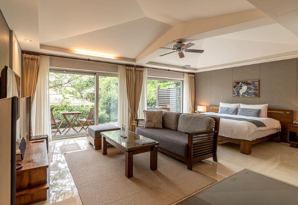 3. 씨에스호텔앤리조..