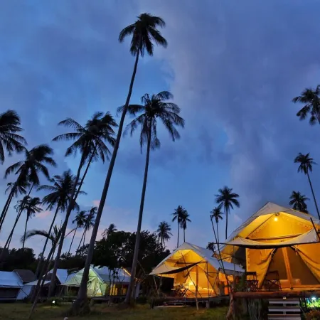 Naivacha Tent Koh Mak