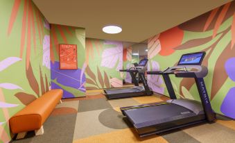 Orange Hotel (Dalian Zhongshan Road Baiweinian Branch)