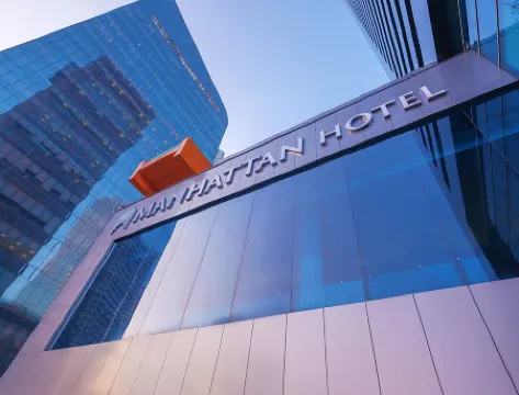 Manhattan Hotel Jakarta Отели рядом с достопримечательностью «Taman Ismail Marzuki»