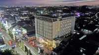 Grand Tjokro Yogyakarta Hotel di Kecamatan Depok