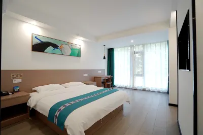 Baina Business Hotel (Shijiazhuang Zhongshan West Road Vientiane City Subway Station) Отели в г. Xinbai Plaza/Old Railway Station/ Nansantiao