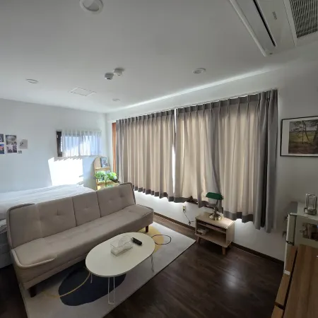 CATNAP GUESTHOUSE