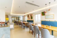 Homeinn Selected Hotel (Deyang Stadium)