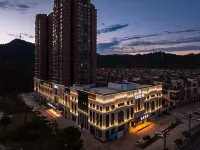 Haifuzhou Grand Hotel (Nanchongbei Railway Station)