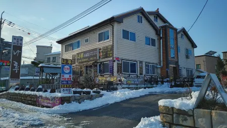 Riverstory Party-room