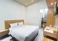Hometown Residence Hotel di 