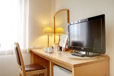 【禁煙】セミダブル14㎡(本館ステーションウィング) ホテルアザット那覇（安里駅前）の写真