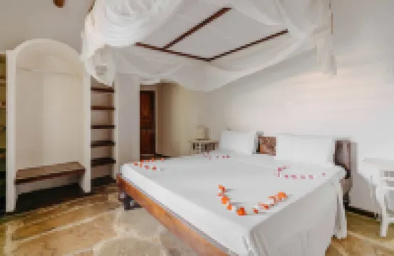 Exploreans Malaika Villas & Beach Club