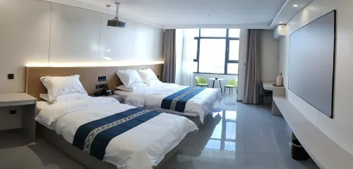 Bianjinglou Homestay Hotels in Dai County