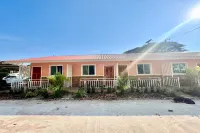 Koon Hom Apartment Hotels in 