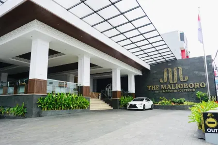 The Malioboro Hotel and Conference Center Отели в г. Gedong Tengen