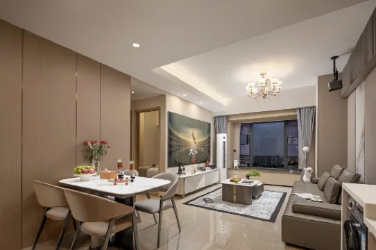 Blue S Hotel (Chengdu Chunxi Road Hongxing Bridge Metro Station Branch)