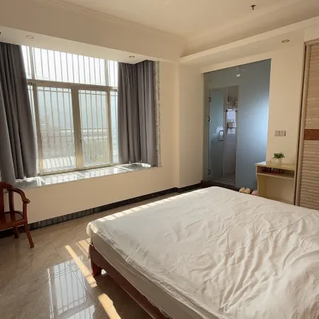 Golden Lake Apartments