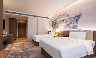 Wuhan Zhiren Homestay (Qingyuzui Subway Station)