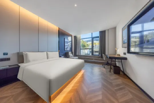 Atour Hotel Pizhou East Railway Station Municipal Government Отели в г. Пичжоу