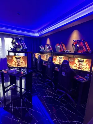 Xinghe E-Sports Hotel