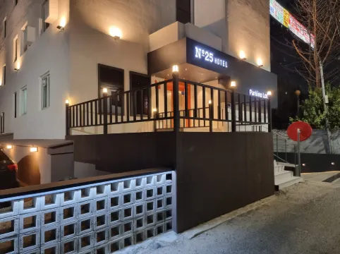 Hotel Number25 Gimhae Cityhall 金海市のホテル