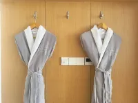 Yuntai Mountain Sky Courtyard Designer Hotel - موقف سيارات