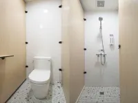 OwlStay Flip Flop Hostel Garden