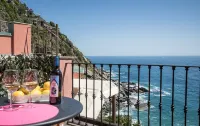 Refilea Sea View Tower with Views Hotels in Vernazza