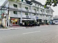 Hotel Euroasia By Bluebookers Hoteles cerca de Walking Street Angeles City
