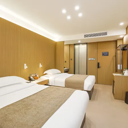 Lemon Hotel