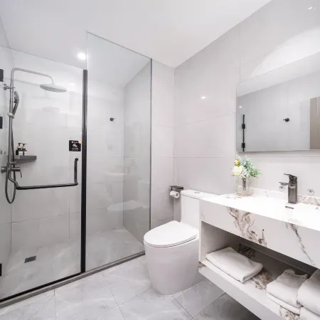Heyuan Daxin Business Hotel (Renrenle Wanlongcheng Branch)