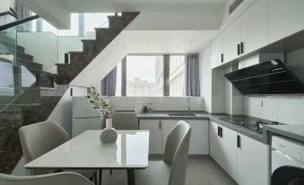 City Light Designer Cinema Homestay (Huai'an Haoyuan Auto Parts City)