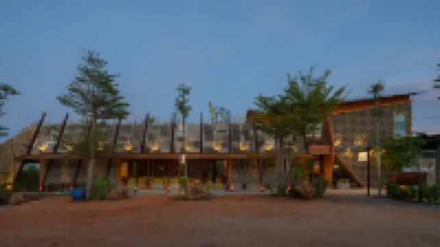 Chuồn Chuồn Retreat Các khách sạn gần Lâu đài rượu vang RD Phan Thiết - Mũi Né