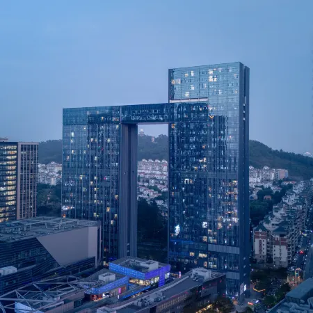 Kuanrong Suite Hotel (Chimelong Wanda Store in Panyu, Guangzhou) Отели рядом с достопримечательностью «Панью»