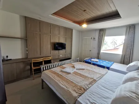 Amphawa Horse Farm Отели в г. Mueang Samut Songkhram