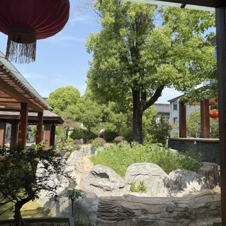 Fenghua Lizhi Hotel