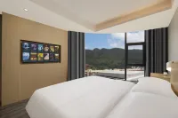 Baihetan Hotel Hotels in Huidong County