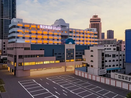 Pearl Hotel (Zhuhai Gongbei Port Couples Middle Road Branch)