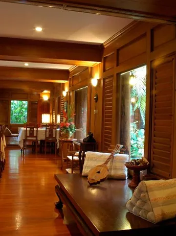 รูปภาพของเรือนคำอิน