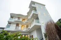 Weizhou Island Qirui Island B & B Отели рядом с достопримечательностью «Католическая церковь в южной южной церкови»