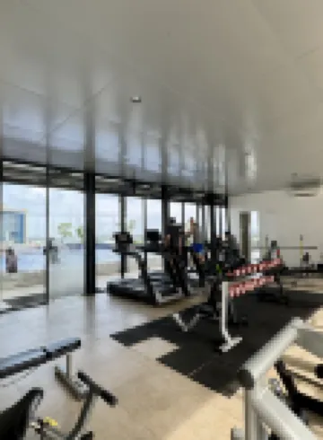 53rd Floor, 2 Br, Netflix, Apt with View by Sky