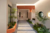 Jinan Hotel (Baojing Youshui Avenue Jinan Jiayuan) Hotels in Baojing