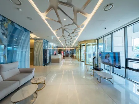 Chuncheon M83 Jackson Hotel Отели рядом с достопримечательностью «Канвонский национальный университет»