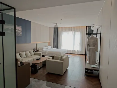 Luohe Yinghua Light Luxury Hotel Các khách sạn ở Tháp Hà