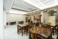 Sanyue Mountain · Scenic Mountain View Vacation Apartment (Sanqingshan Gangshou Cableway)