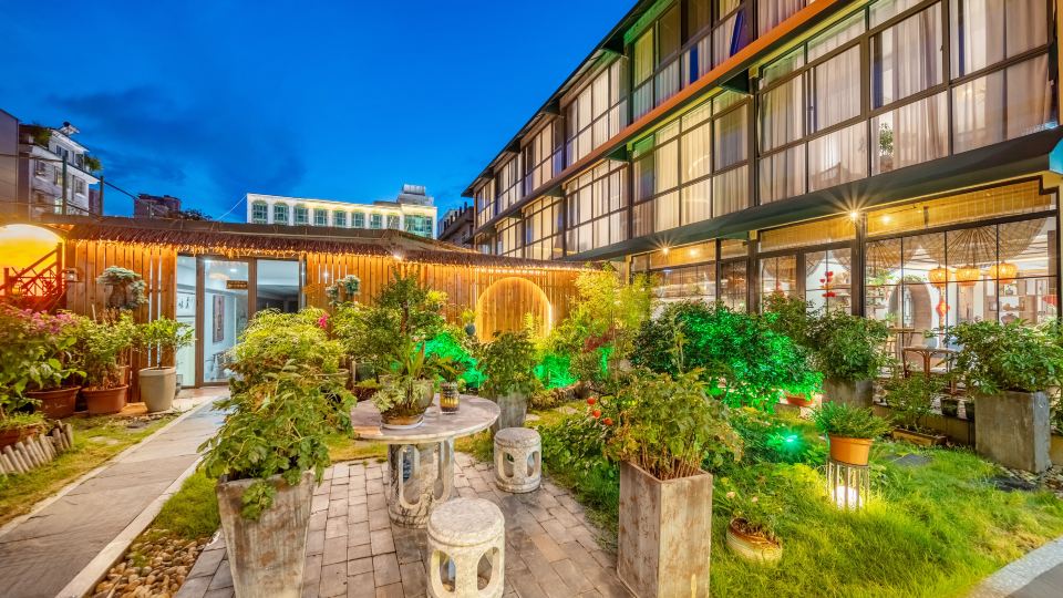 City Visitors Balcony homestay