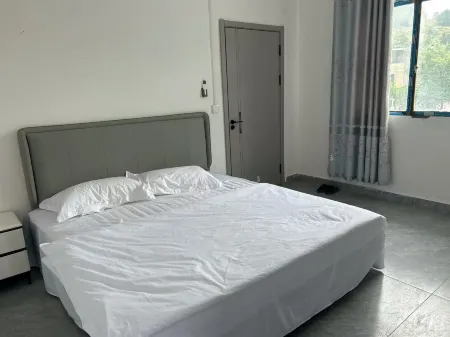 Jingshui Fuwei Hotel Homestay Отели в г. Лодян