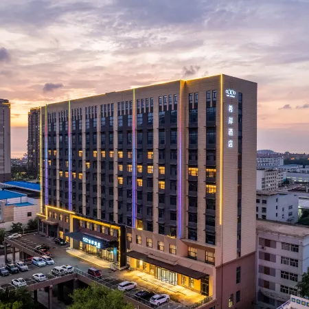Xana Hotelle (Weihai Huoju 8th Street International Coastal Baths)